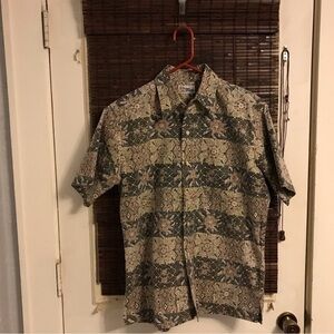 Eryn Spooner Mens Button Up